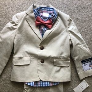 Nautica Little Boys 3T, 4 piece suit, NWT